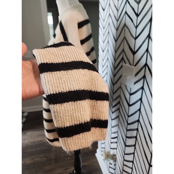 H&M Women Striped Sweater Medium Black Cream Knit Mock Neck Long Sleeve Oversize - Picture 3 of 8